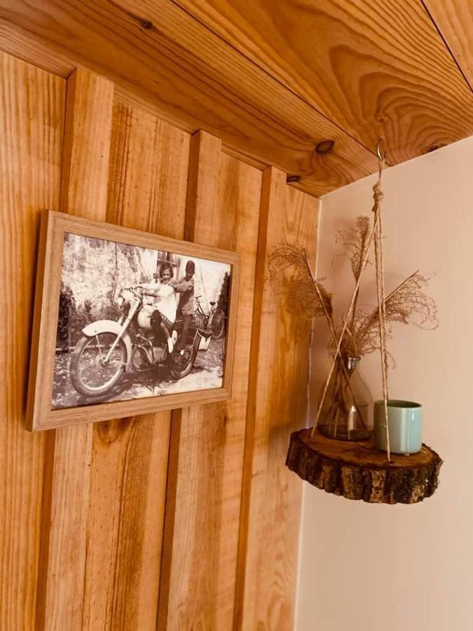 La Grange a Mémé, en pleine nature, Chaix Exterior foto